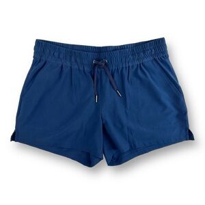 SOUTHERN TIDE Coastal Performance Solid Short in Nautical Navy Size Small (EUC)